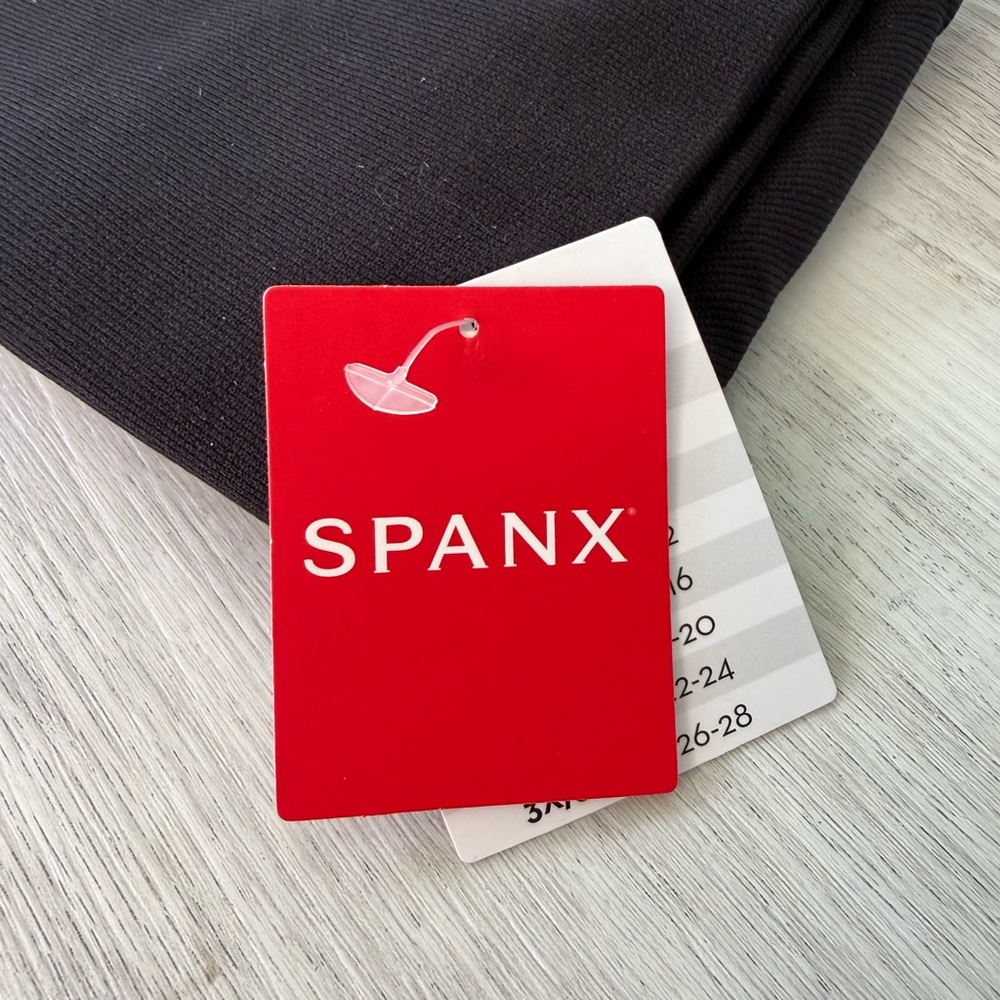 ✨ NWT SPANX “Look At Me Now” Leggings | Very Black | Size S/P ✨ - Picture 7 of 8